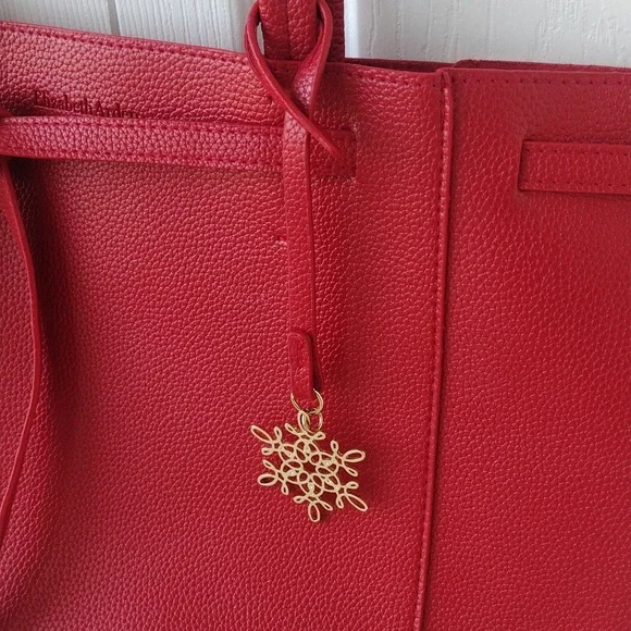 Elegant Red Tote Bag - Picture 5 of 17